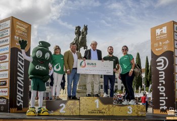 Cáritas recebe apoio da Rubis no Granfondo Serra D’Ossa